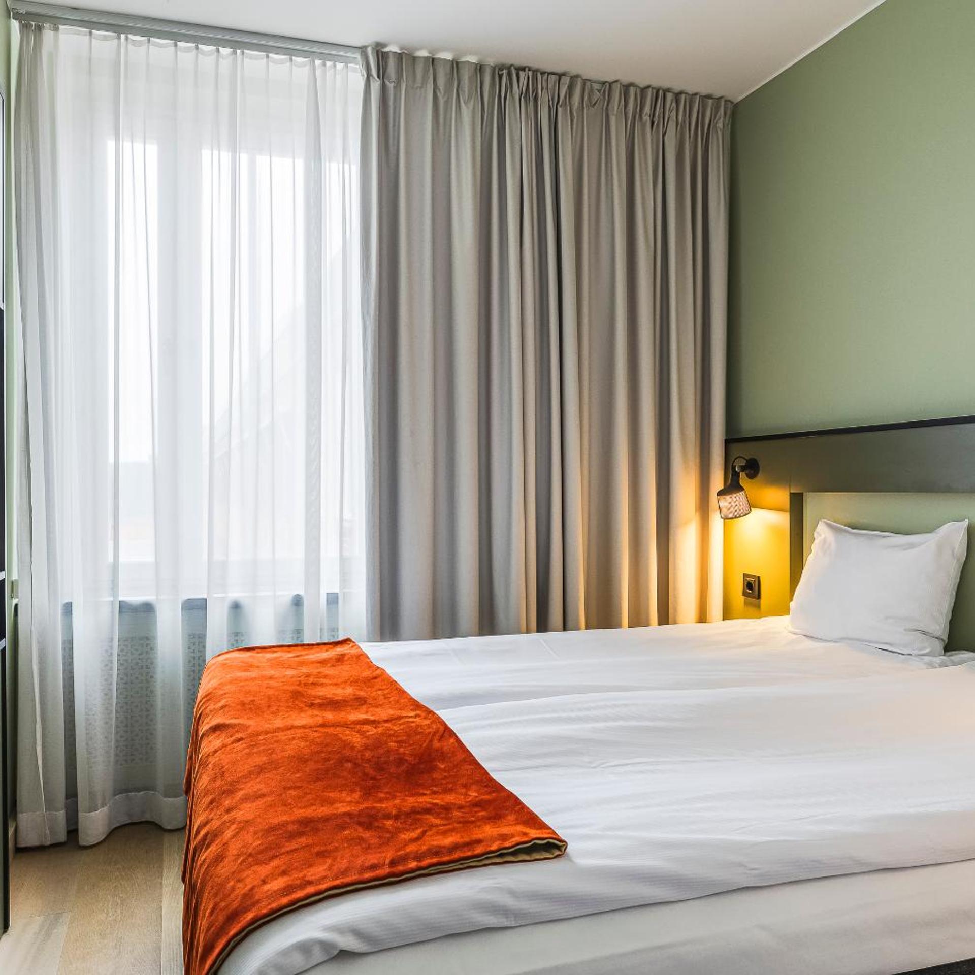 Compact, Double Bed