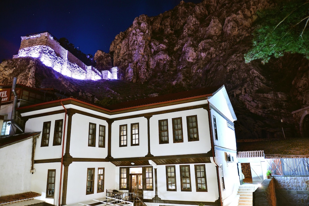 Uluhan Hotel 1/46