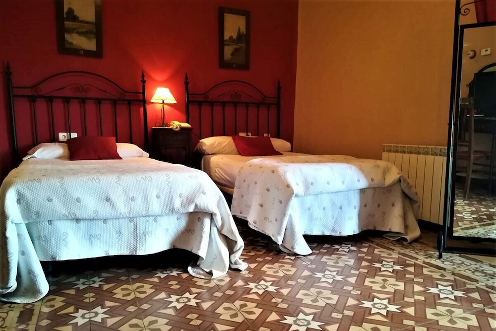 Palacio Guzmanes Hospederia Rural 28/64