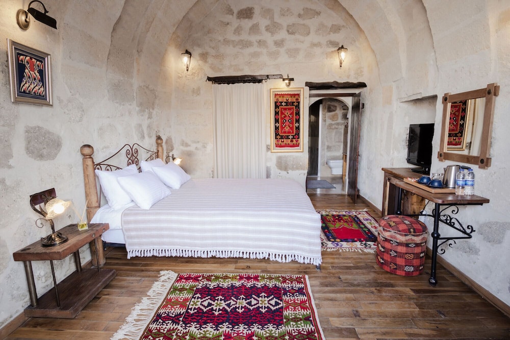 Sultan Cave Suites 18/77