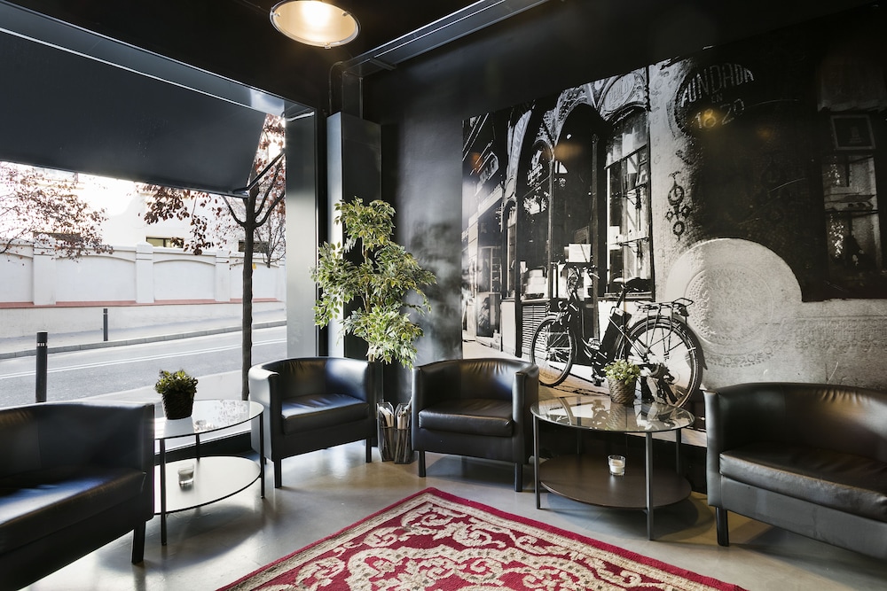 Fira Centric Apartments 47/72