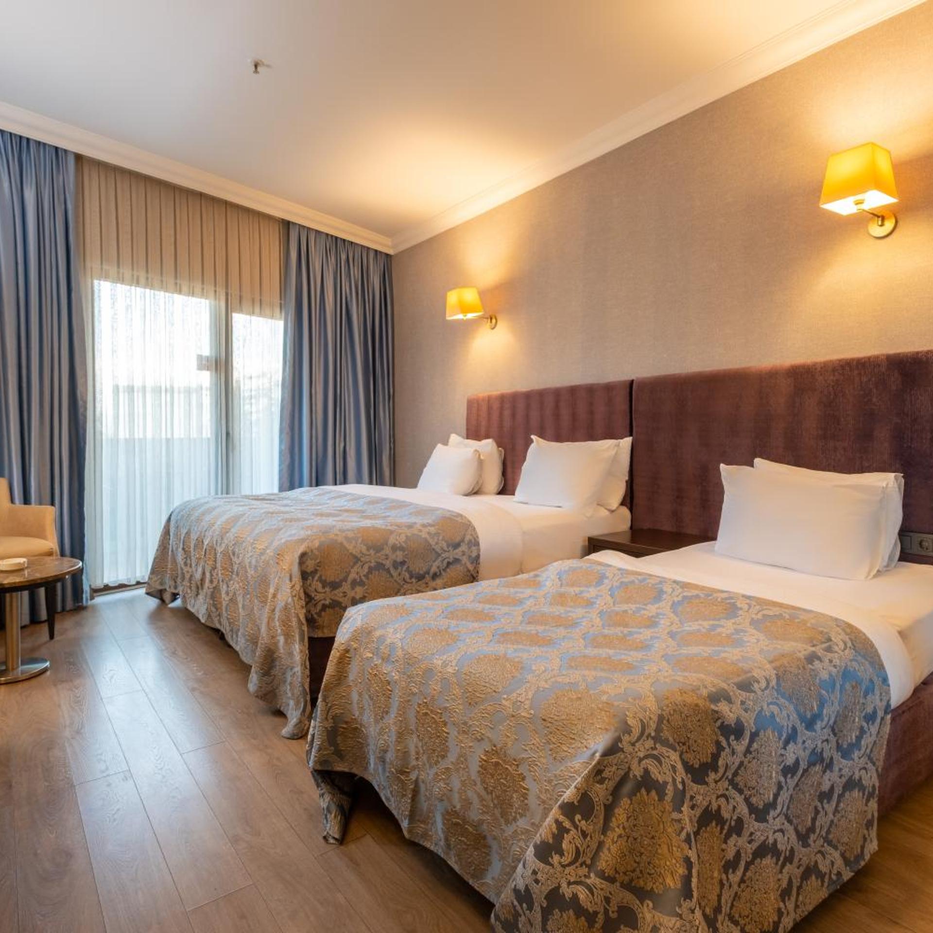 Ener Old Castle Resort Hotel 23/63