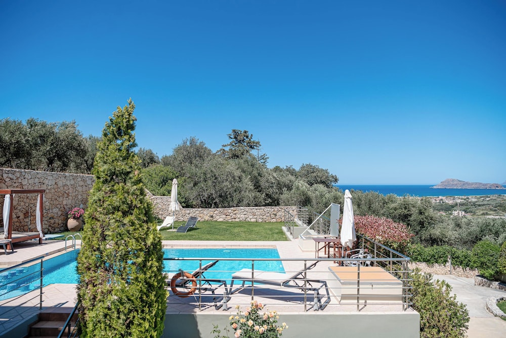 Villa Athinais 29/40