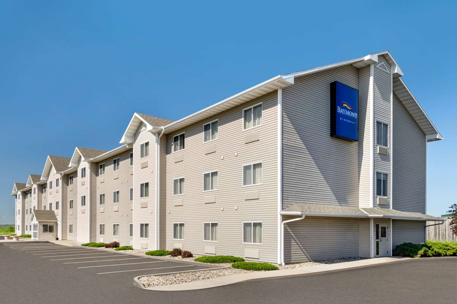 Baymont By Wyndham Fremont 7/31