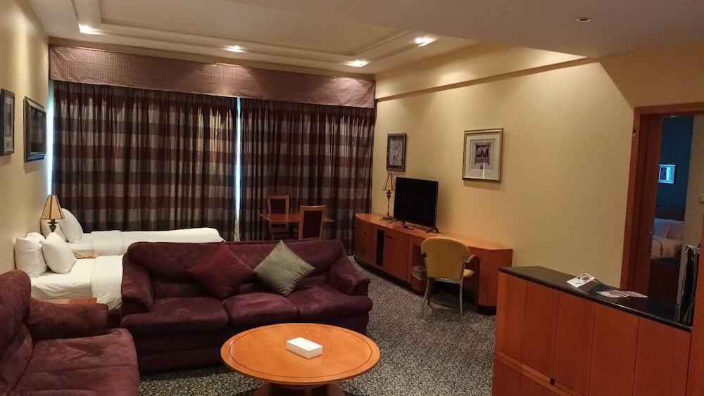 Gulf Court Hotel 28/50