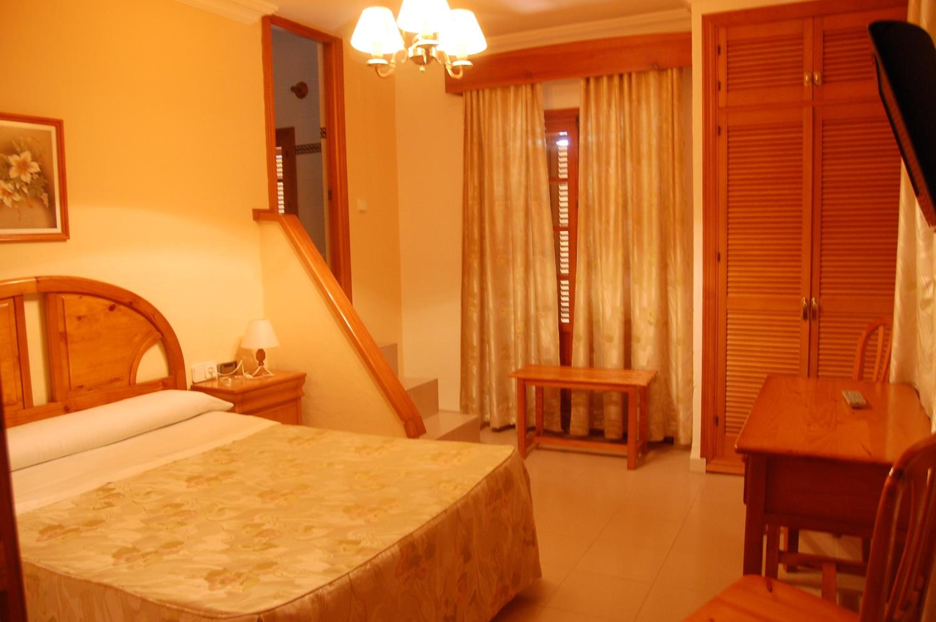 Hotel Antonio Conil 26/45