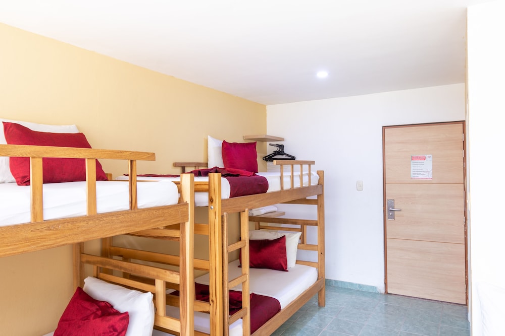 Hotel Porto Bahia 60/77