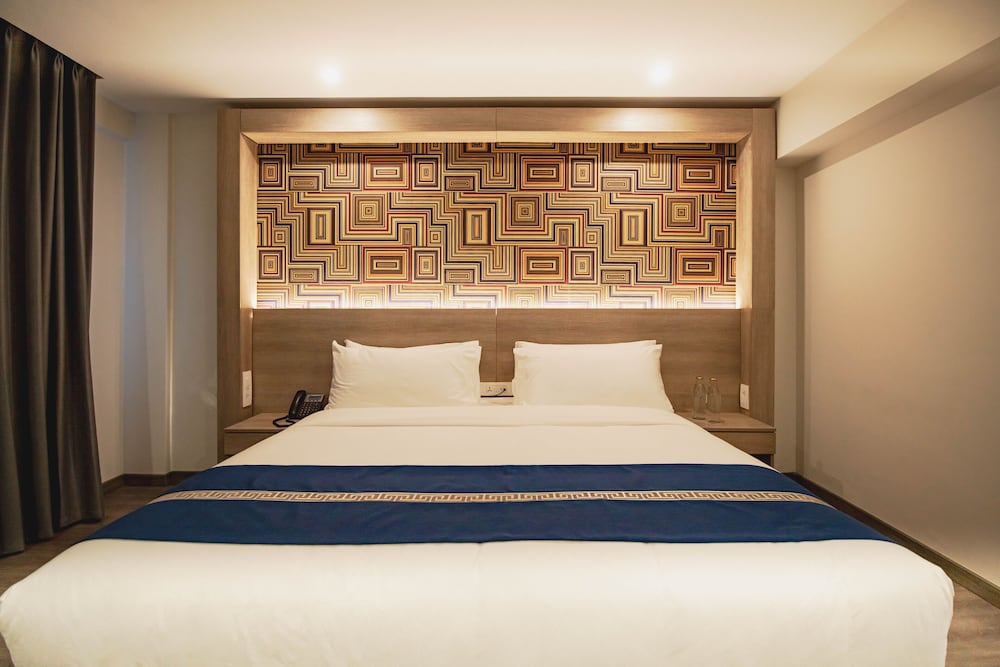 Mila Hotel 31/86