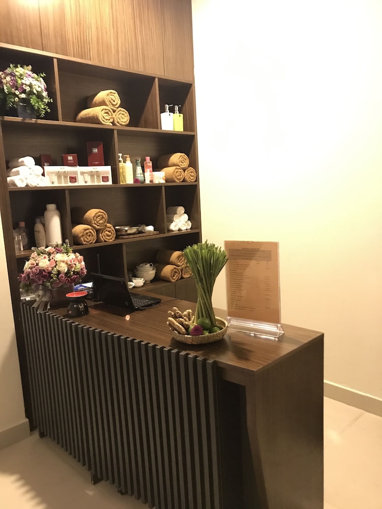 Central Hotel & Spa 8/67
