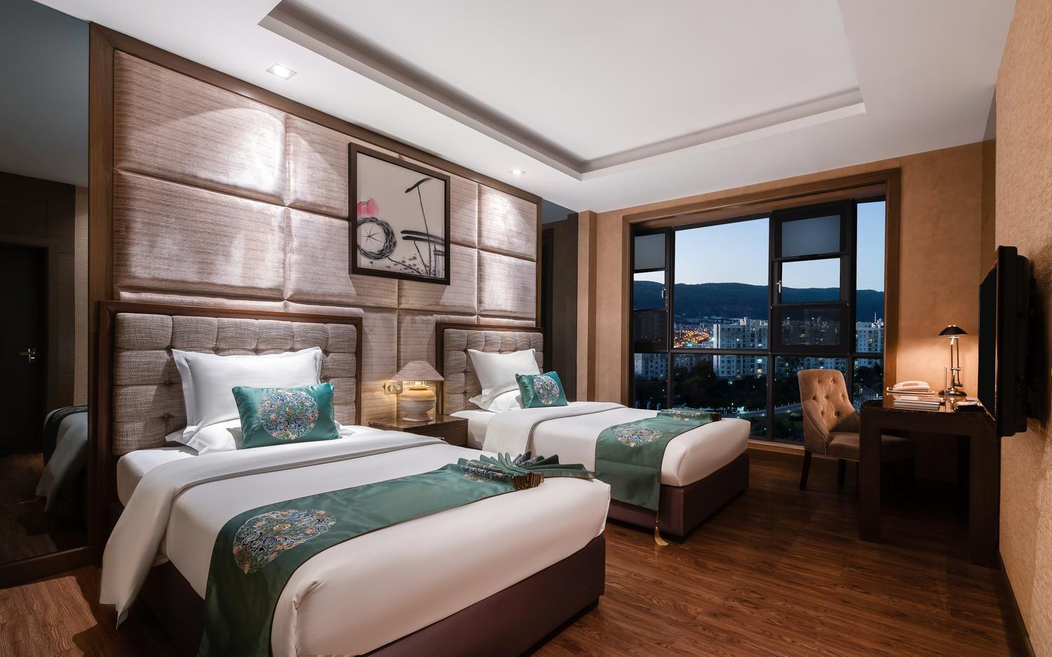 Kunming Shengshi Qianhe Hotel 11/32
