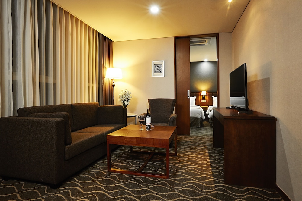 Hotel Square Ansan 25/48