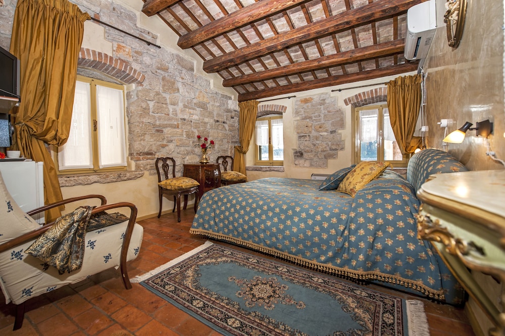 Residence Porta Antica 32/50