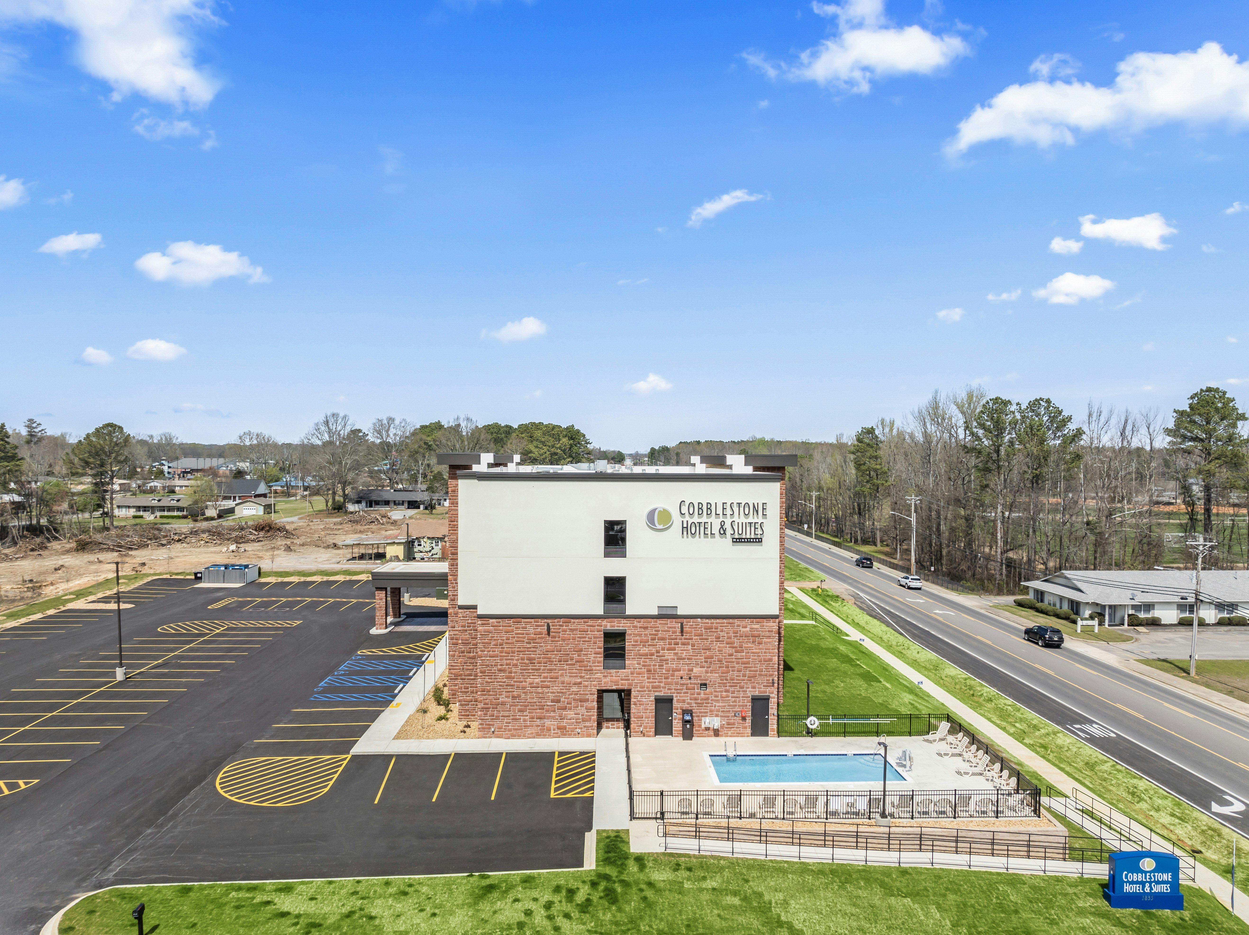 Cobblestone Hotel & Suites - Cullman 6/34