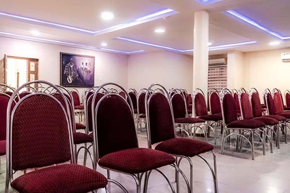 Dayspring Hotel 1 18/21