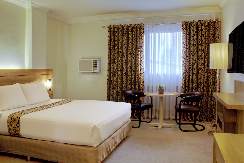 Rothman Hotel 20/62