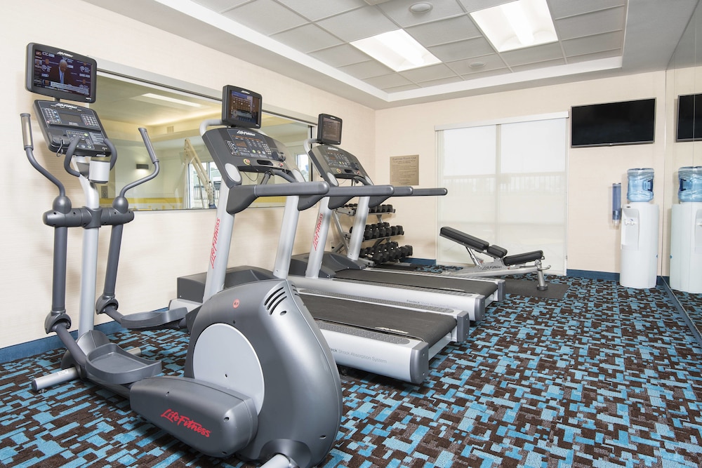 Fairfield Inn Suites Fredericksburg 24/41