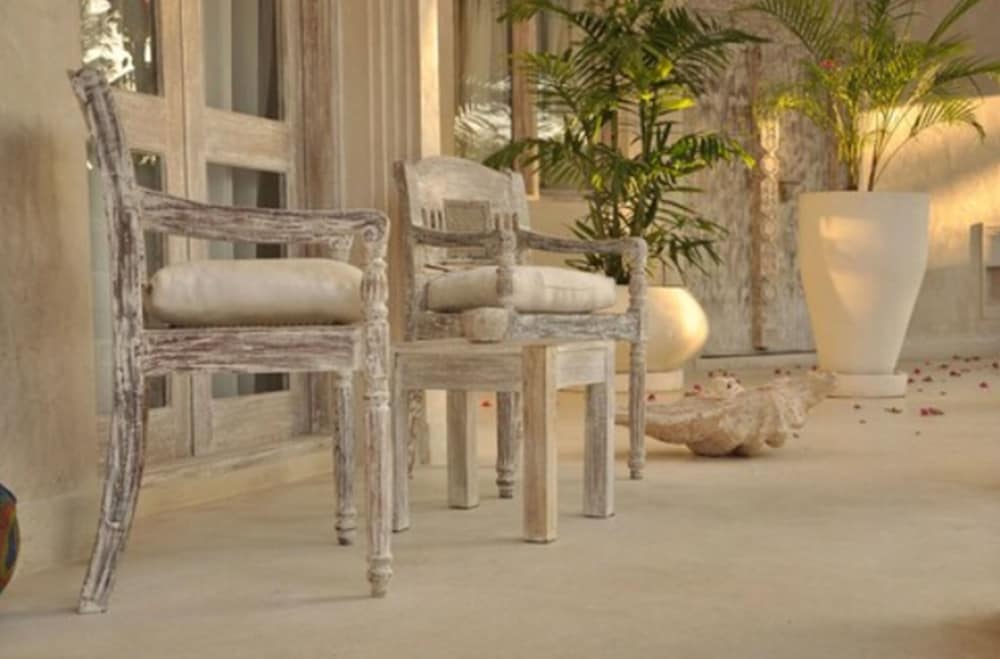 The Villa Luxury Suites Hotel 43/43