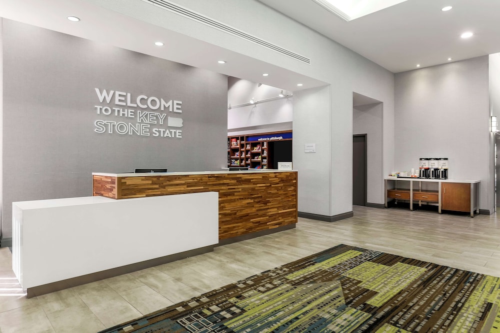 Hampton Inn Suites Pittsburgh Downtown 10/47