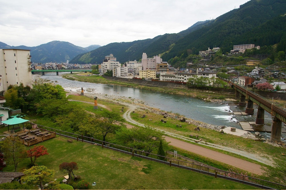 Gero Onsen Bosenkan 73/75