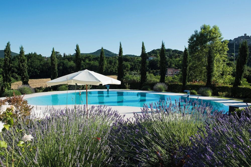 Nuovo Etruria Resort 25/26