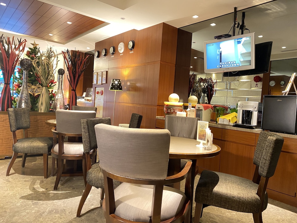Tokyo International Hotel 49/58