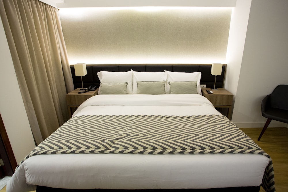 STANDARD, DOUBLE BED