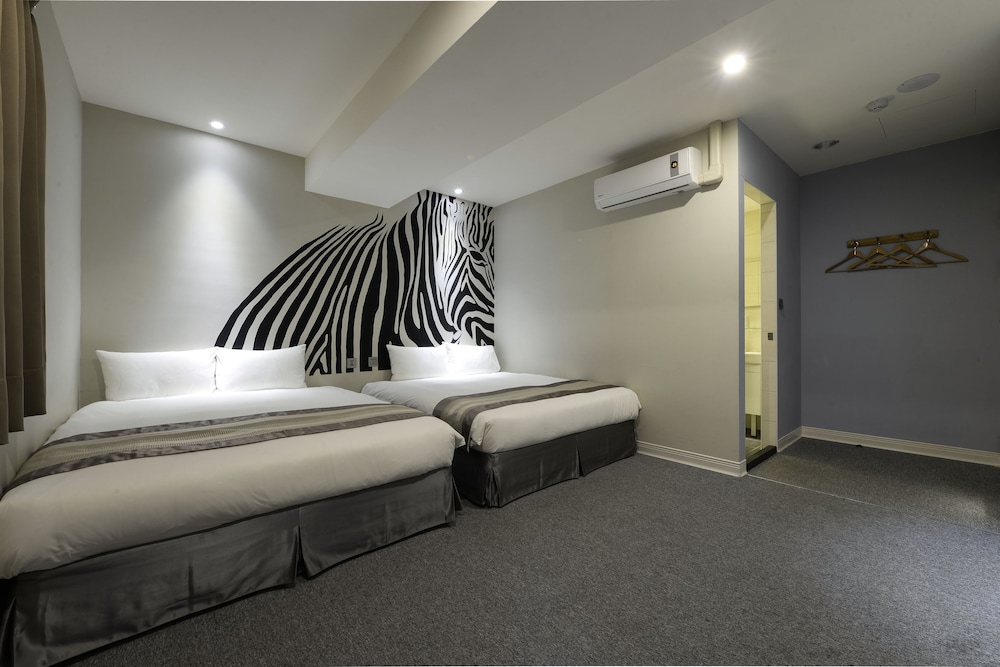 Taichung Box Design Hotel 24/48