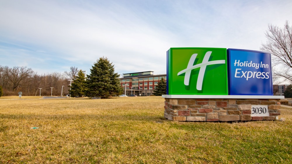 Holiday Inn Express Columbus Airport Easton Ex Four Points By Sheraton Columbus Ohio Airport 43/45