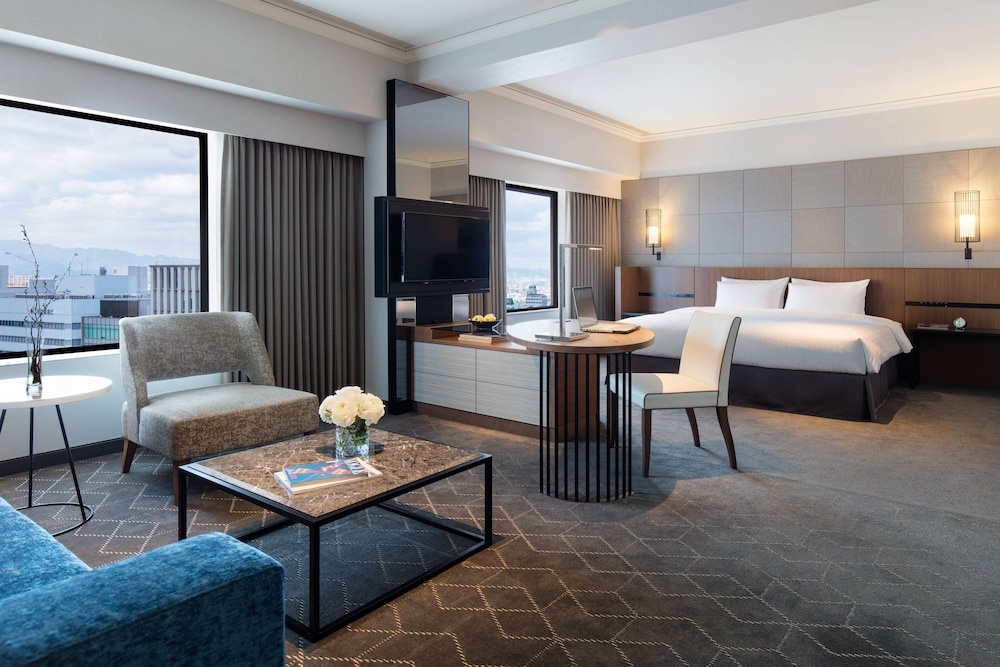 Courtyard By Marriott Shin Osaka Station 24/51