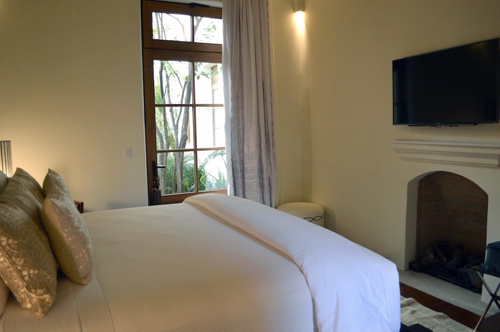 Hotel Casa Blanca 7 24/68