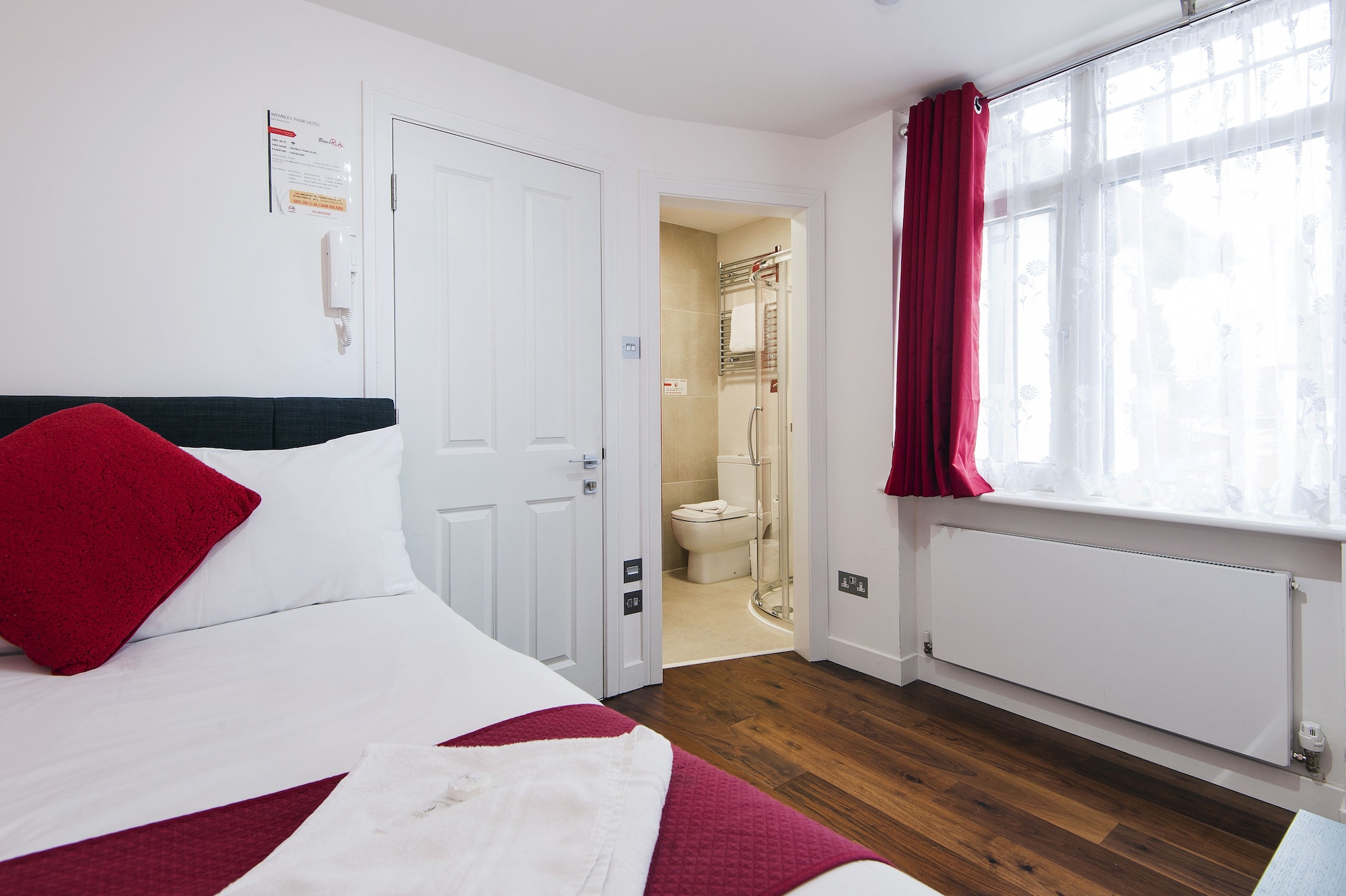 DELUXE, SINGLE, DOUBLE BED