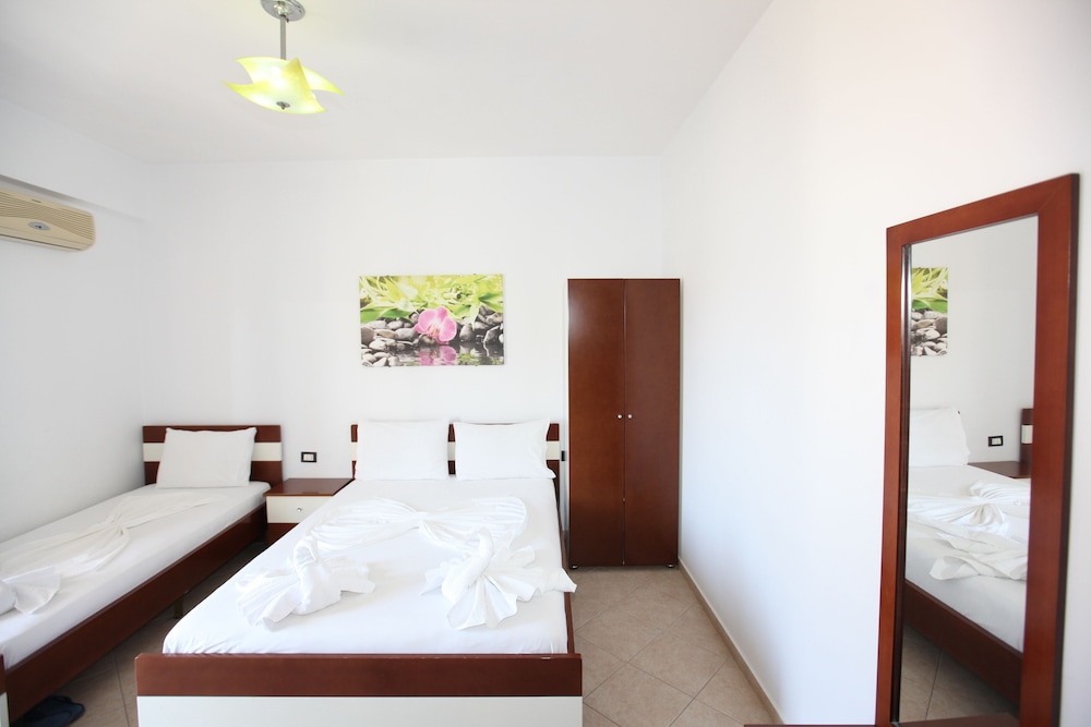 Hotel Real 10/57