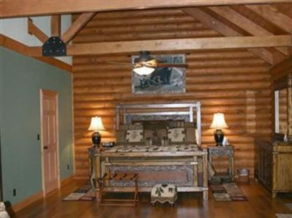 Wildberry Lodge Bed &amp; Breakfast 5/50