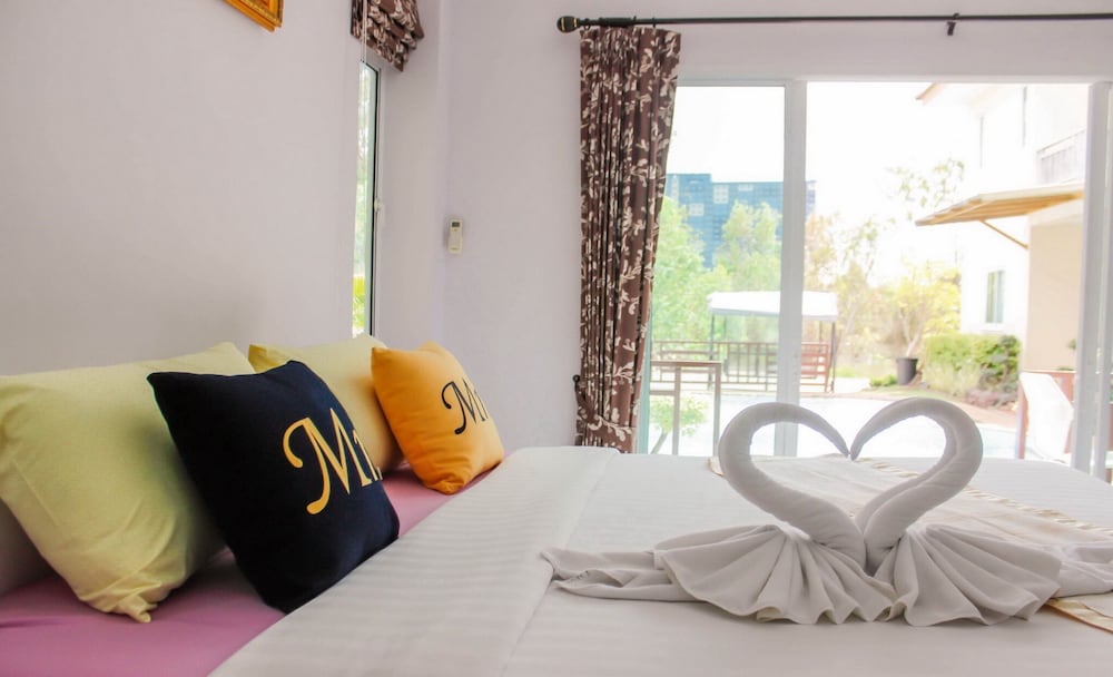 Charm Resort Cha-Am 24/60