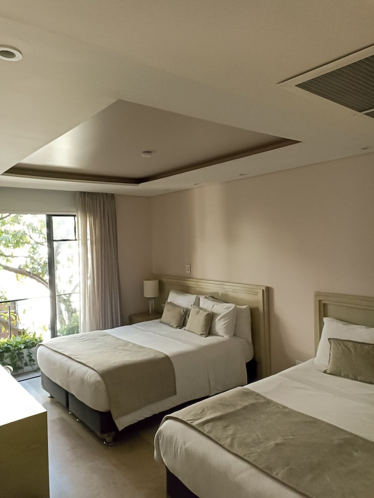 Alko Hotel Cotona 19/55