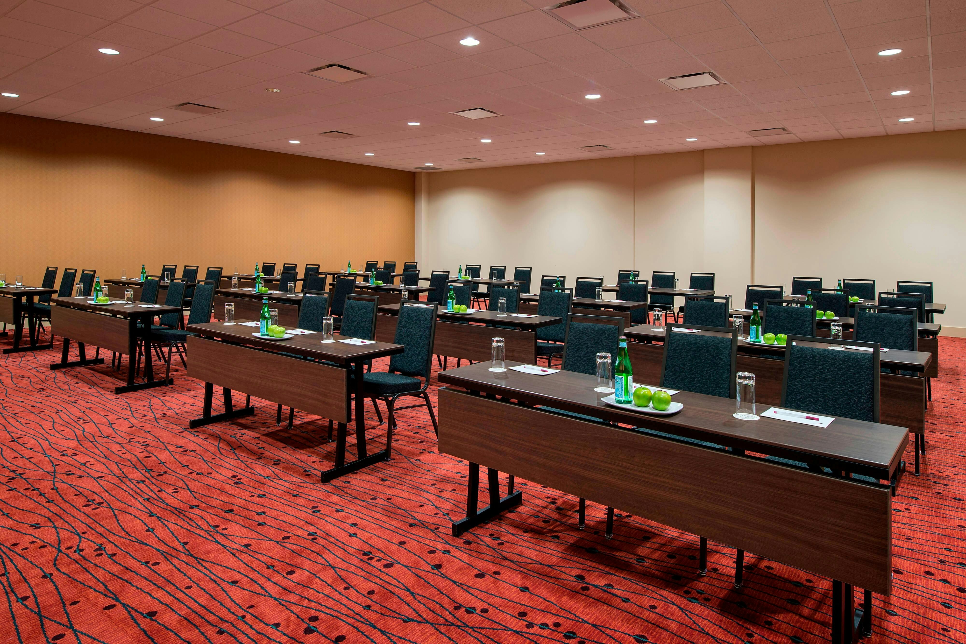 Residence Inn By Marriott Calgary South 21/25