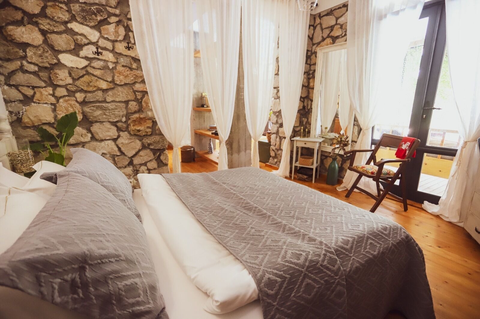 HONEYMOON, PRIVILEGE, VILLA
