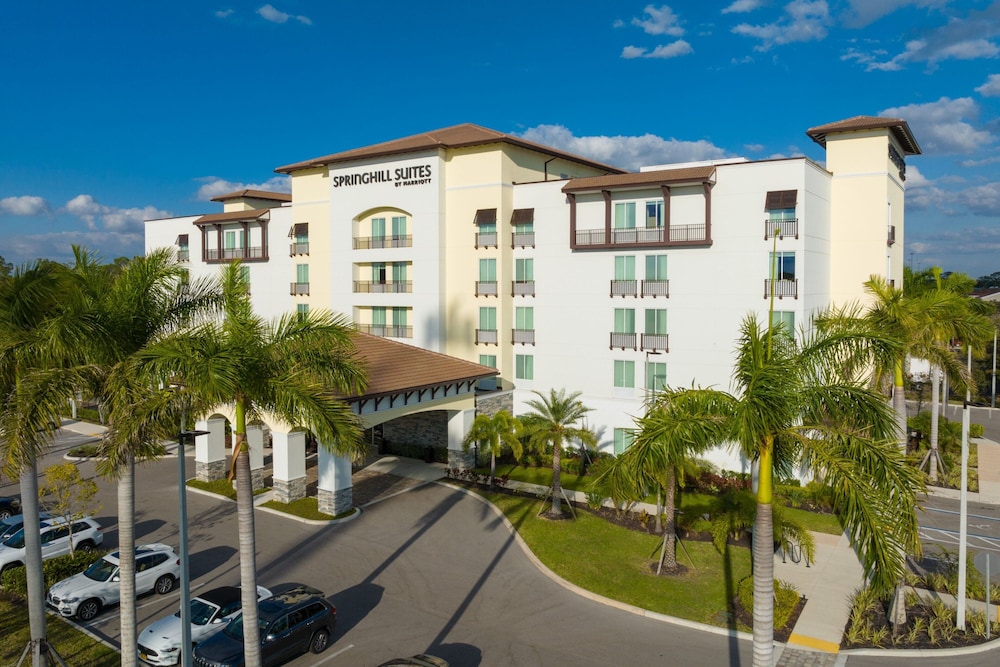 Springhill Suites By Marriott Fort Myers Estero photo4