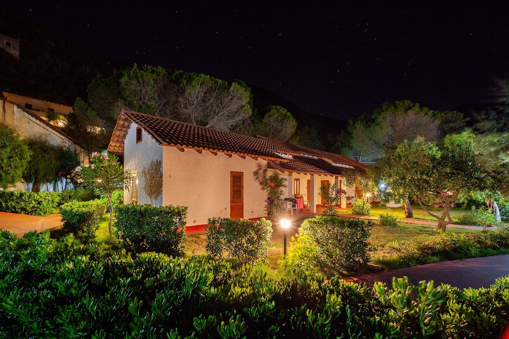 Th Capo Calava Village 2/61