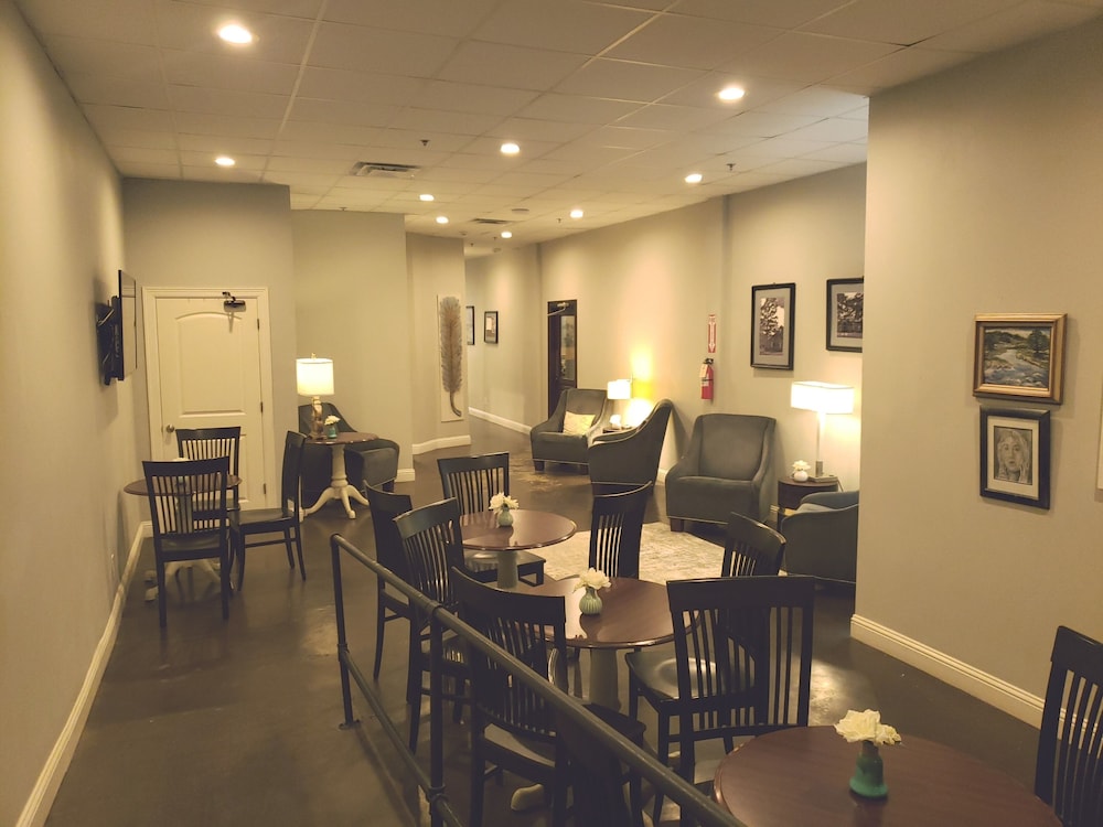 The Dilworth Inn Suites 38/46