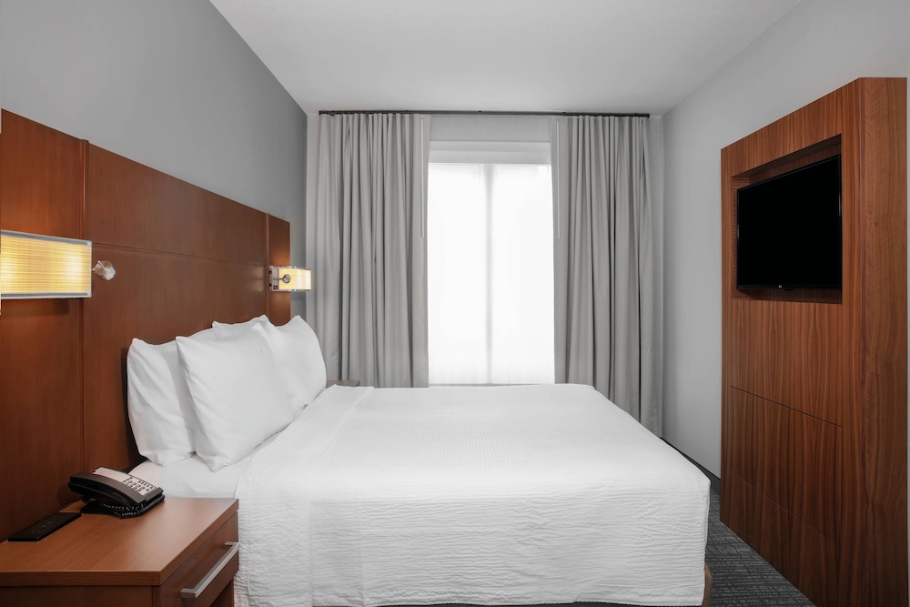 Residence Inn By Marriott Norwalk 12/47