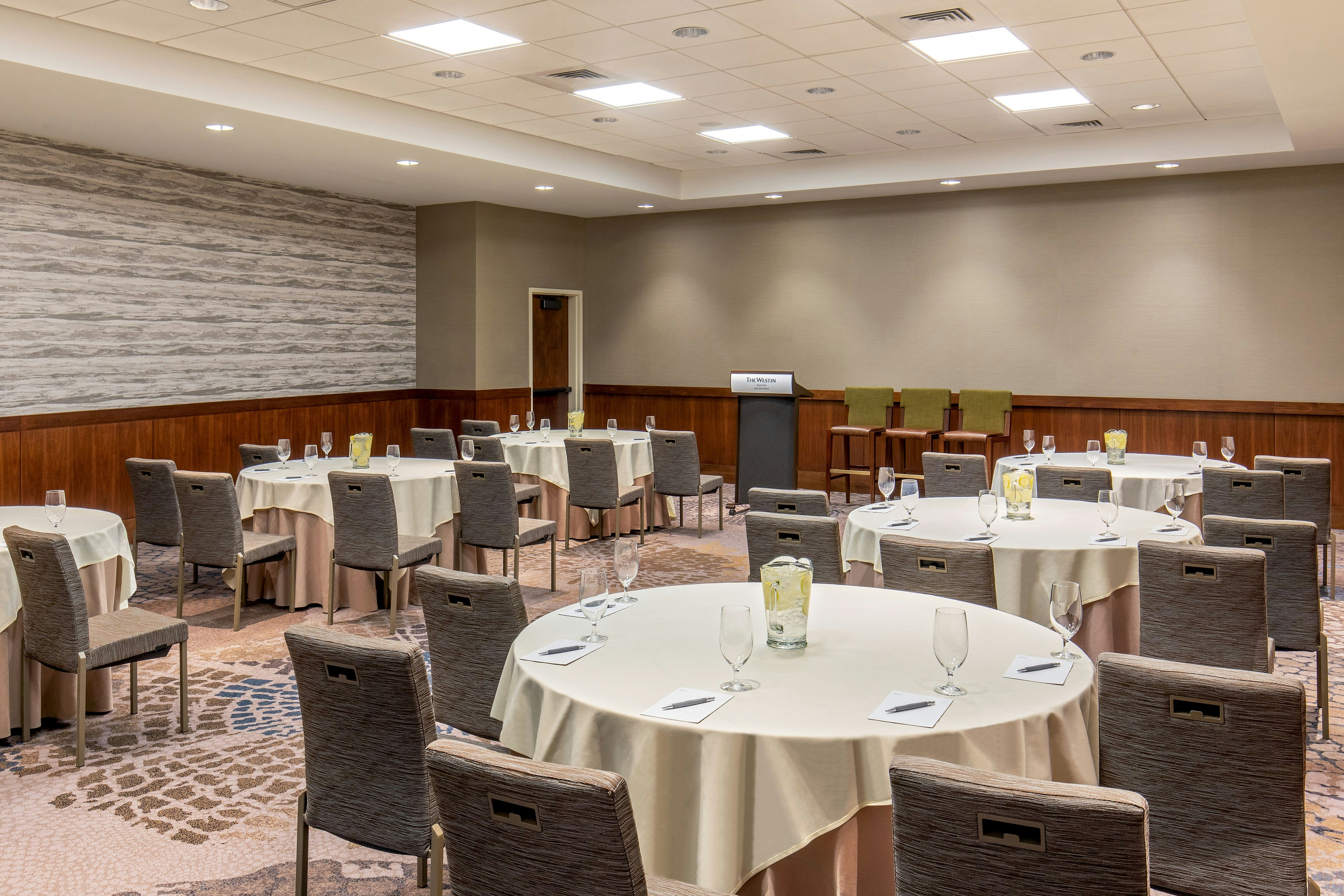 The Westin Boston Seaport District 49/61
