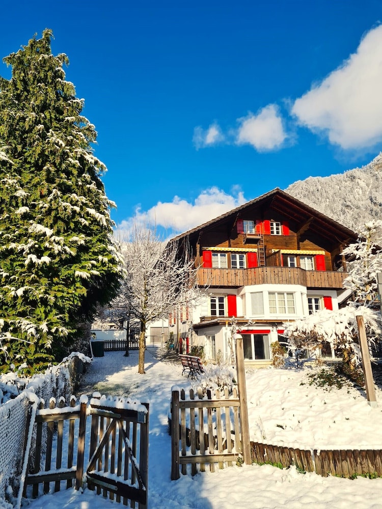 Adventure Guesthouse 36/45