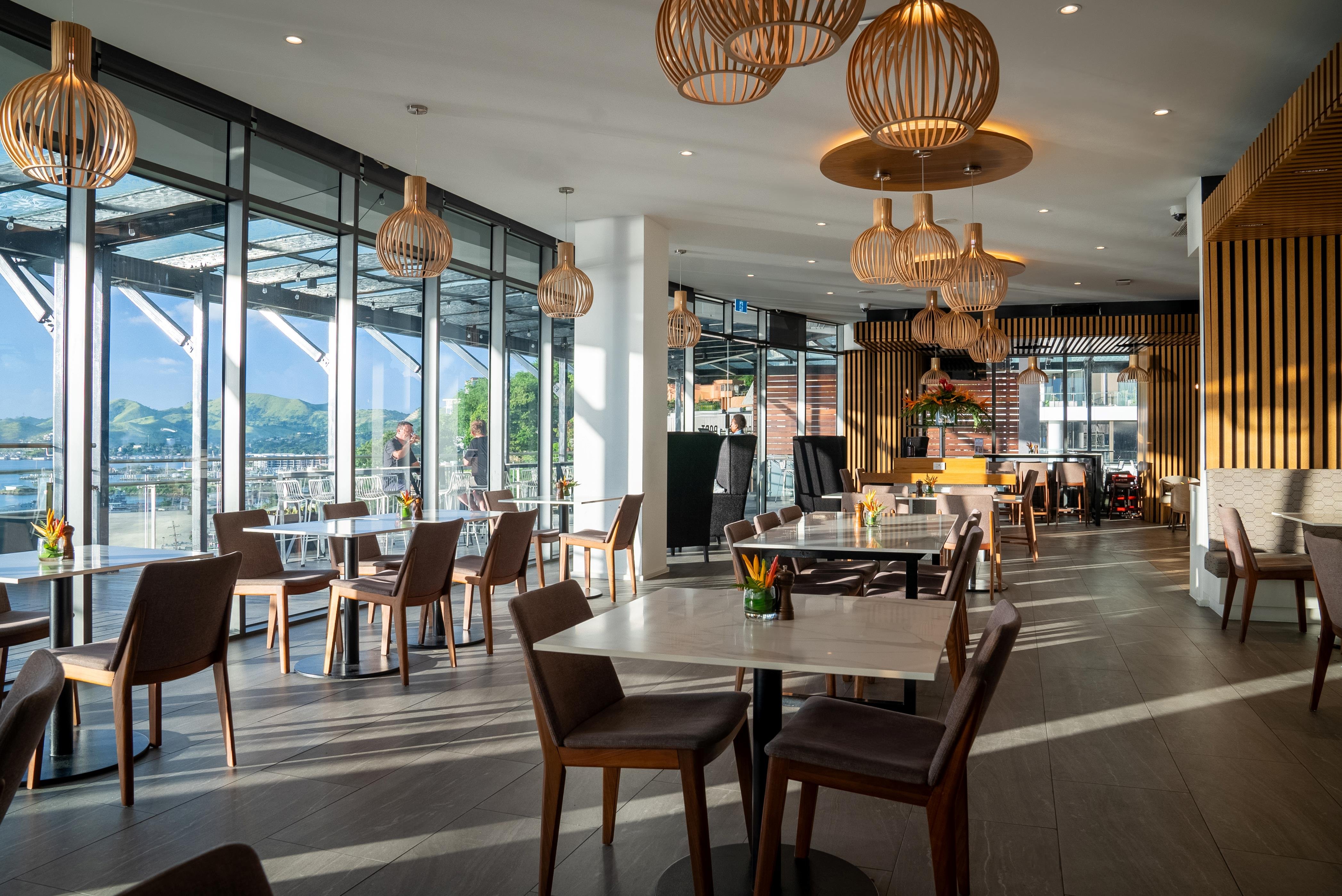 Crowne Plaza Residences Port Moresby 28/50