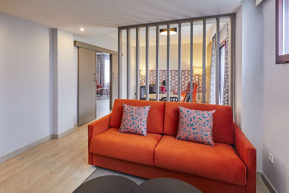 Hesperia Sevilla Hotel 50/72