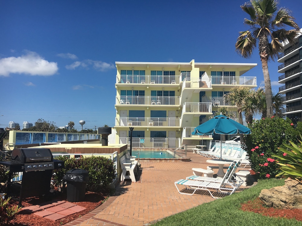Sea Shells Beach Club in DAYTONA BEACH - FL