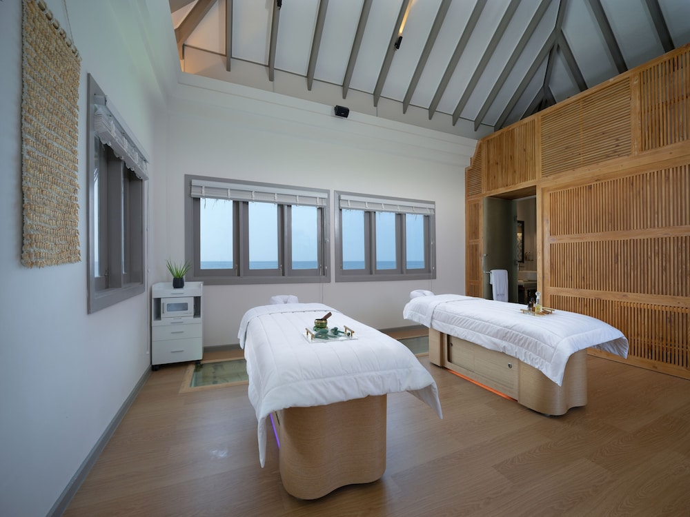Cora Cora Maldives 6/50