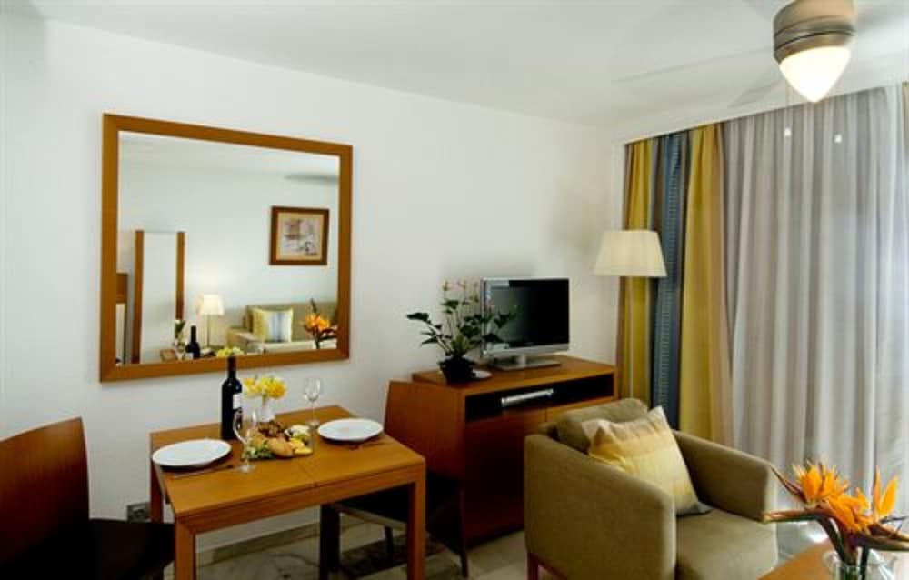 Palm Beach Tenerife 44/73