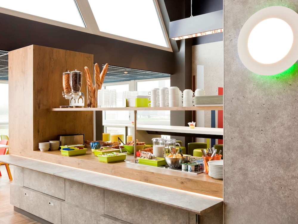 Ibis Budget Pontault Combault Rn4 Marne La Vallee 28/40