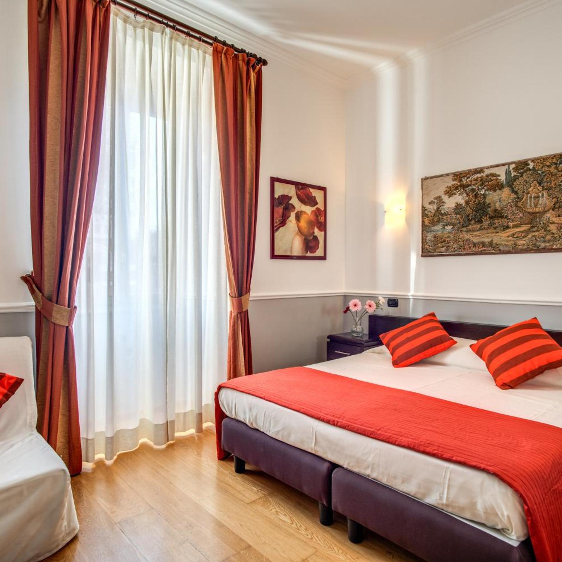 غرفة رباعية، Everest Inn Rome 2/10